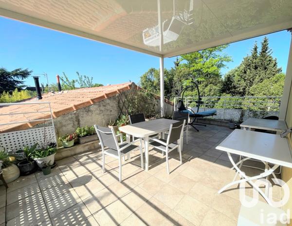 Maison 6 pièces de 120 m² à Uzès (30700)