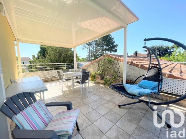 Maison 6 pièces de 120 m² à Uzès (30700)