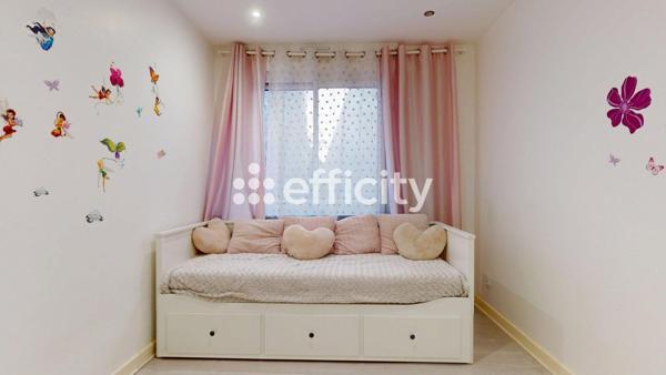 Appartement 5 pièces - 122 m² Exclusivité efficity