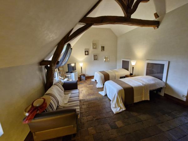 FERMETTE - 3 CHAMBRES - DEPENDANCES - TERRAIN