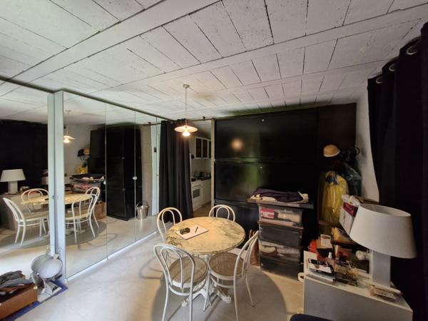 FERMETTE - 3 CHAMBRES - DEPENDANCES - TERRAIN