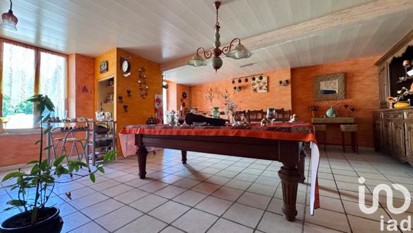 House for sale 5 rooms 160 m² Saint-Aubin