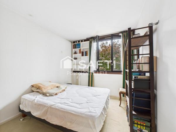 GARCHES- Buzenval  appartement 5 pièces 97m2