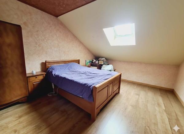 Entre Montigny-le-Roi et Bourbonne-les-bains