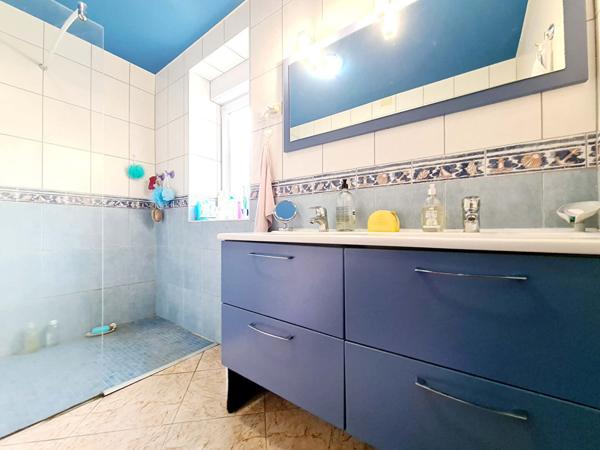 Entre Montigny-le-Roi et Bourbonne-les-bains