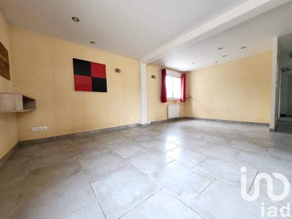 Location appartement 3 pièces 69 m² Châlons-en-Champagne