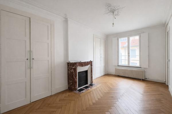 Nancy (54000) Magnifique appartement T6 145m² – 3 chambres – Nancy centre