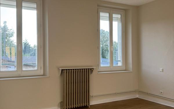 Appartement à louer    2 pièces • 43 m2 Labruguière