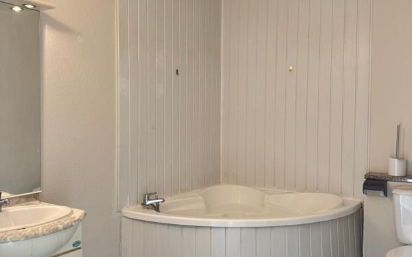 Appartement à louer    2 pièces • 43 m2 Labruguière