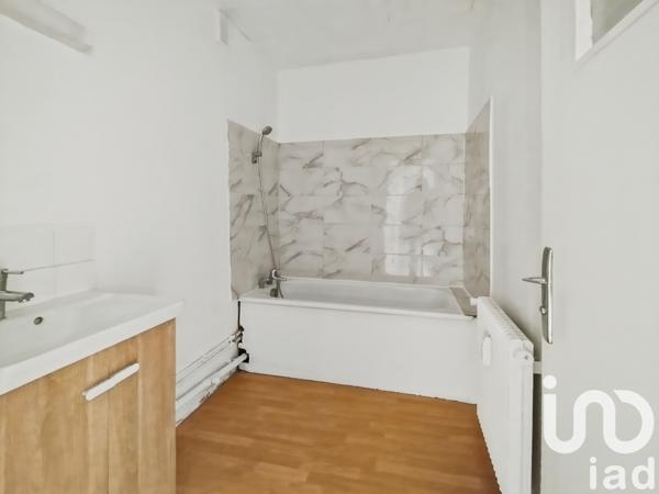 Location appartement 4 pièces 72 m² Sainte-Geneviève-des-Bois