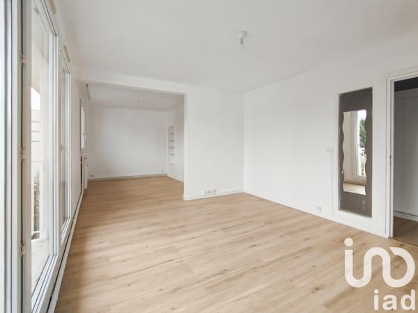 Location appartement 4 pièces 72 m² Sainte-Geneviève-des-Bois