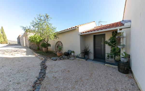 Maison à vendre    5 pièces •  Opoul-Périllos