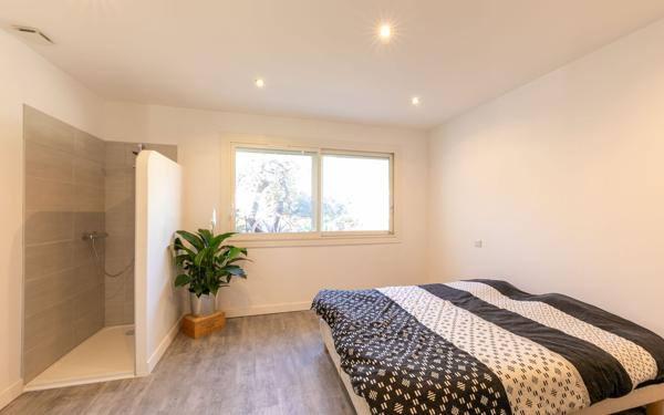 Maison à vendre    5 pièces •  Opoul-Périllos