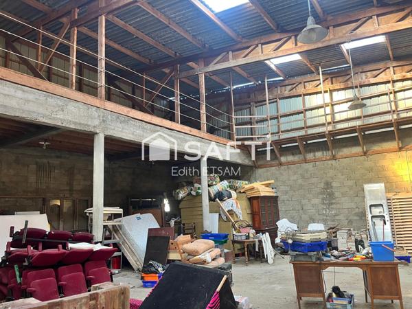 Hangar de 600 m² sur terrain constructible proche de la mer