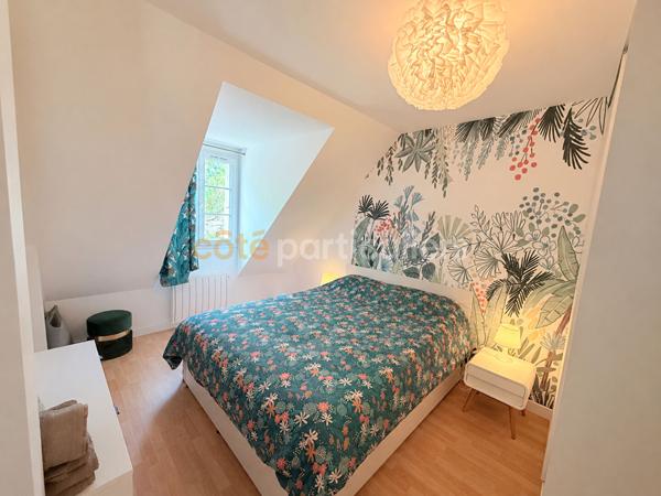 Vente
                Maison125 m² - 7 Pièces -
                    AMBOISE (37400)