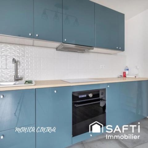Situé au 5e et dernier étage d'une résidence récente de 2019 avec ascenseur, ce bel appartement de 3 pièces d'environ 60 m2, séduit immédiatement par sa luminosité, son agencement fonctionnel et son confort moderne.