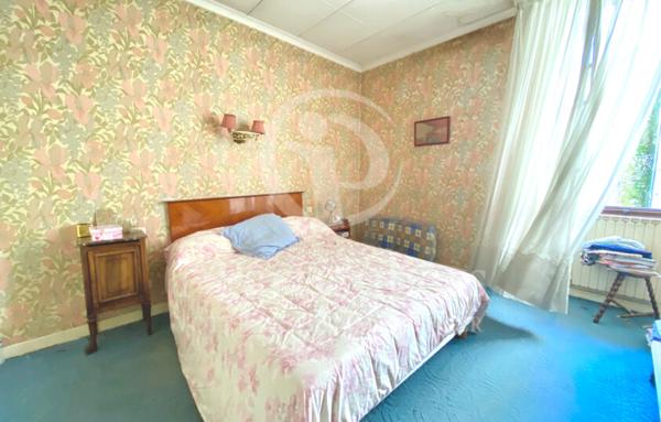 Appartement dans grande maison de ville en hypercentre de Romans