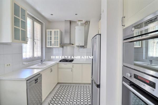 GARE DU CENTRE VILLE SUBLIME APPARTEMENT BOURGEOIS FIN XIX STYLE PARISIEN 100M2 4 PIECES 2 CHAMBRES AVEC CAVE EN S/SOL