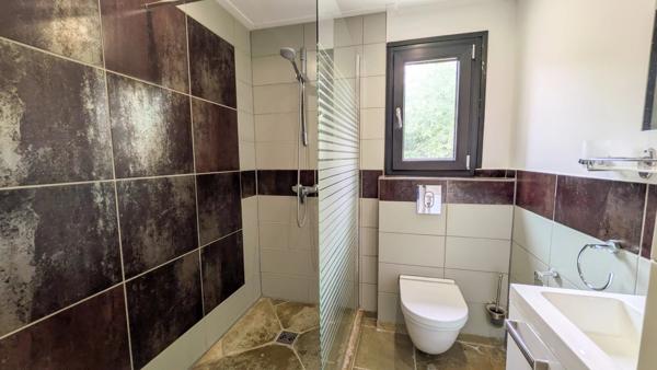 Propriété de 10 chambres avec logements indépendants et piscine chauffée – Gourdon