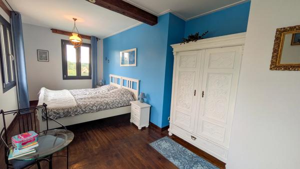 Propriété de 10 chambres avec logements indépendants et piscine chauffée – Gourdon