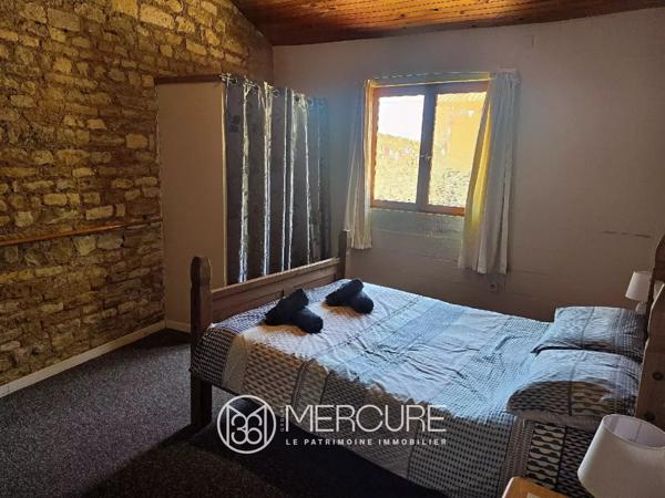 Propriété de charme avec gîtes, piscine, espace équestre et dépendances