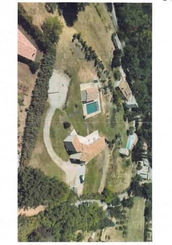 TRETS - PROCHE CENTRE VILLE - TERRAIN A BATIR - VUE SAINTE VICTOIRE ET MONT AURELIEN- 1 503 M2 - MAISON 147 M2 EN R+1 - PISCINE - 240 000€