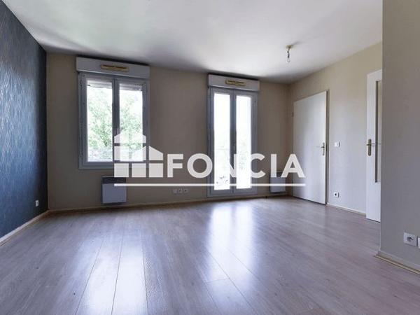 À vendre Studio 30 m² - Saint-pierre-du-perray 91280