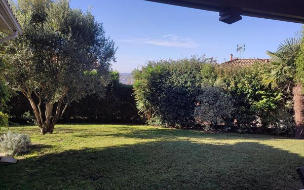 Maison à vendre    5 pièces •  Peyrehorade