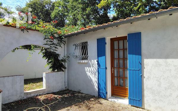 Maison à vendre    5 pièces •  Les Mathes