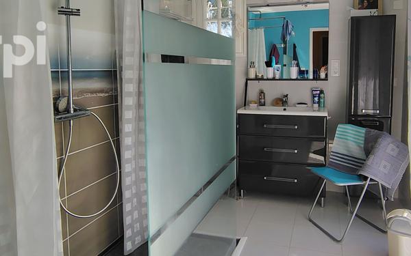 Maison à vendre    5 pièces •  Les Mathes