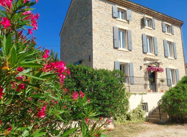 Maison à vendre 6 pièces de 151 m²