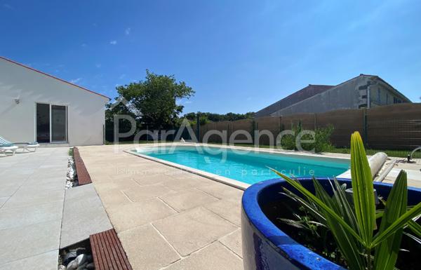 Maison récente - Plain pied - Piscine
