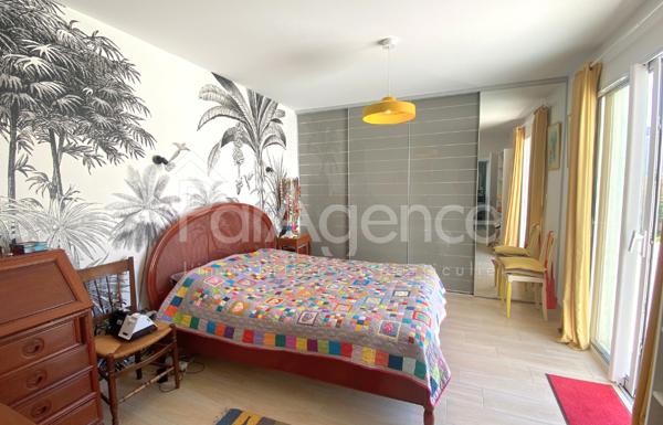 Maison récente - Plain pied - Piscine