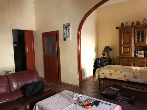 Immeuble Nimes 16 pièce(s) 432.30 m2