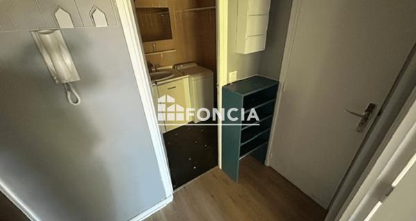 Location Studio meublé 37.72 m² - Antony 92160