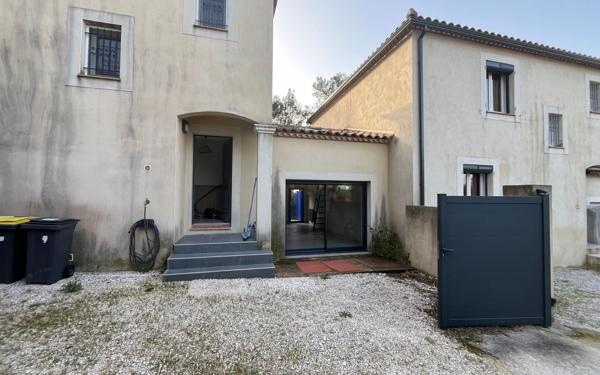 Maison à louer    5 pièces •  Caveirac