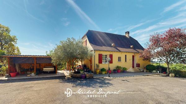 Maison familiale avec une exceptionelle vue panoramique sur la vallée de la Vézère