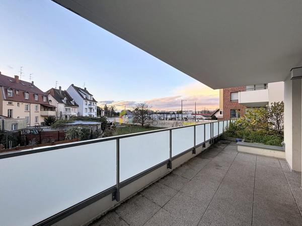 STRASBOURG - Agréable F3 avec double extérieur