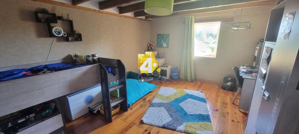 Maison - 6 pièces - 175 m²