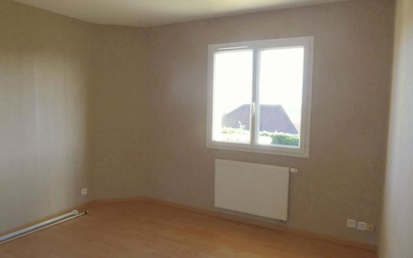 Maison à louer    4 pièces •  Le Creusot