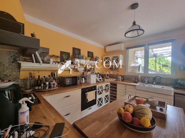 Mas 5 pièce(s) 4 chambre(s) 150 m²