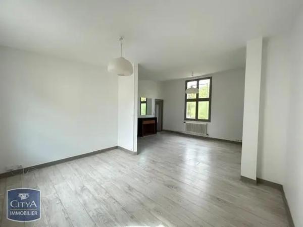 Maison à louer 3 pièces 75m² Poitiers (86000)
