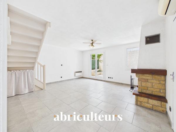 Maison familiale T5 avec terrasse dans une résidence sécurisée en vente à Marseille(13010)