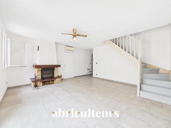 Maison familiale T5 avec terrasse dans une résidence sécurisée en vente à Marseille(13010)