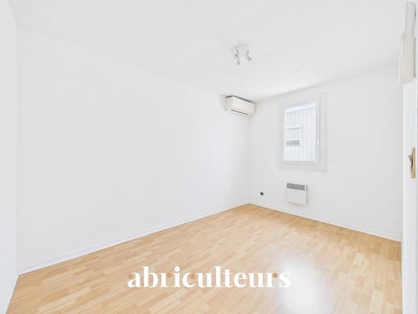 Maison familiale T5 avec terrasse dans une résidence sécurisée en vente à Marseille(13010)