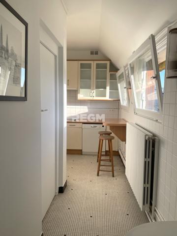 Paris (75116) Paris 16éme – Victor Hugo / Dernier étage avec terrasse