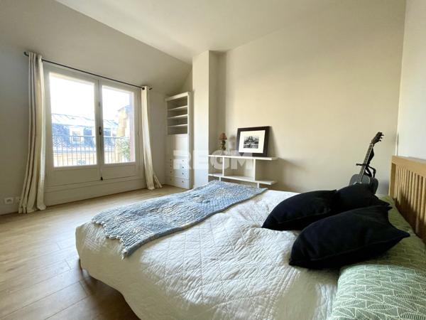 Paris (75116) Paris 16éme – Victor Hugo / Dernier étage avec terrasse