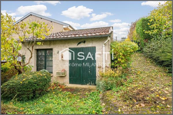 Premier achat, beau jardin, dépendance aménageable, Axe A31...