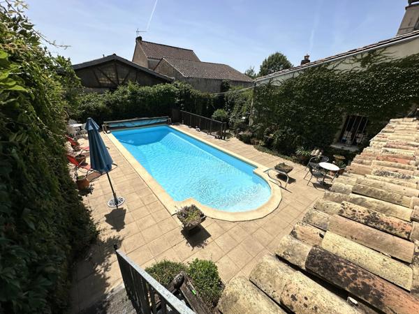 Maison en pierre avec piscine et maison d’amis – Entre Saint-Émilion, Sainte-Foy-la-Grande et Montpon-Ménestérol