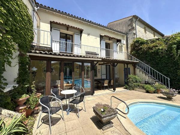 Maison en pierre avec piscine et maison d’amis – Entre Saint-Émilion, Sainte-Foy-la-Grande et Montpon-Ménestérol